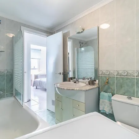 ***fabuloso Apart. Playa-terraz-pisci-parking*** Apartment